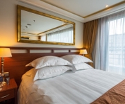 AmaLyra AmaWaterways French Balcony