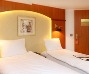 MS Swiss Corona Riviera Travel Superior Suite - Emerald Deck