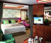 Azura P&O Cruises Suite with Bath/Shower