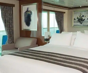 Norwegian Jewel Norwegian Cruise Line The Haven Deluxe Owner's Suite with Large Balcony