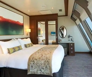 Norwegian Dawn Norwegian Cruise Line Deluxe Owner's Suite