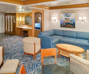 Enchantment of the Seas Royal Caribbean International Ownerâs Suite - 1 Bedroom