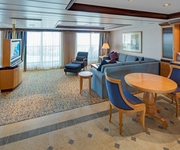 Serenade of the Seas Royal Caribbean International Ownerâs Suite - 1 Bedroom