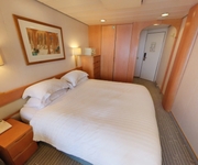 Aurora P&O Cruises Deluxe Balcony with Bath/Shower