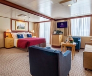 Queen Elizabeth Cunard Queen Suite