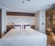 MS Oscar Wilde Riviera Travel Superior Suite - Ruby Deck