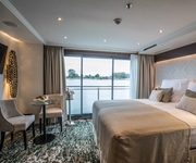 MS William Wordsworth Riviera Travel Superior Suite - Diamond Deck