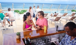 RCI_OA_Sundeck_2389