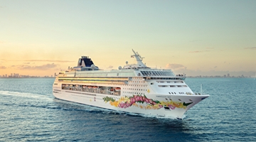Norwegian Cruise Line Norwegian Sky Ship
