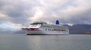 P&O Cruises Aurora Ship