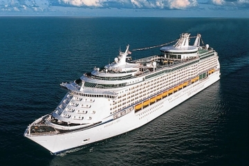 Royal Caribbean Voyager of the Seas Ship