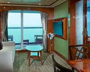 Photo of cabin: 2-Bedroom Deluxe Family Suite with Balcony
