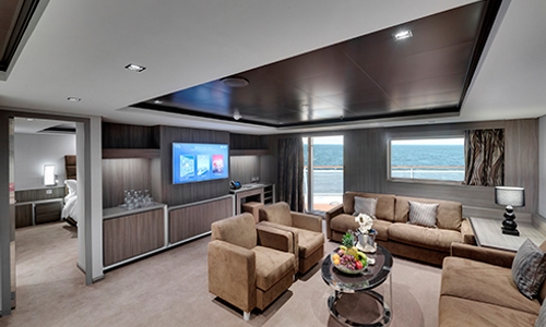 MSC YACHT CLUB ROYAL SUITE WITH WHIRLPOOL BATH