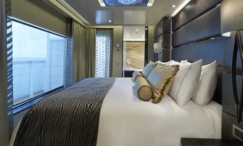 Deluxe Owner's Suite with Large Balcony