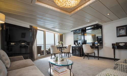 Seven Seas Suite (AFT)