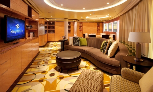 Concierge Royal Suite with Verandah