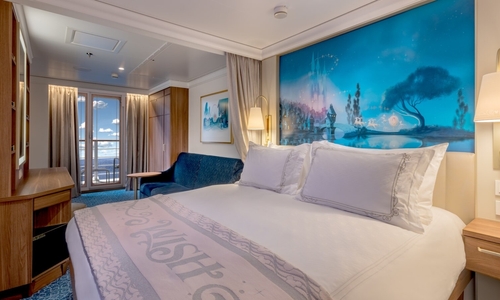 Deluxe Oceanview Stateroom with Verandah