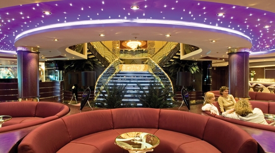 La Cantinella Lounge & Wine Bar