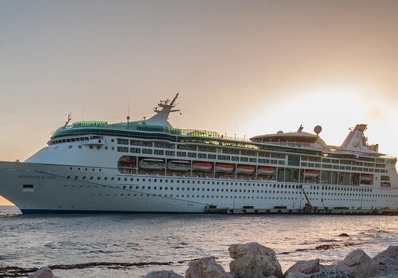 Royal Caribbean Grandeur of the Seas