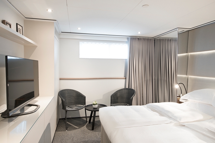 Photo of cabin: Emerald Stateroom