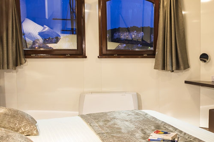 Photo of cabin: Outside Cabin