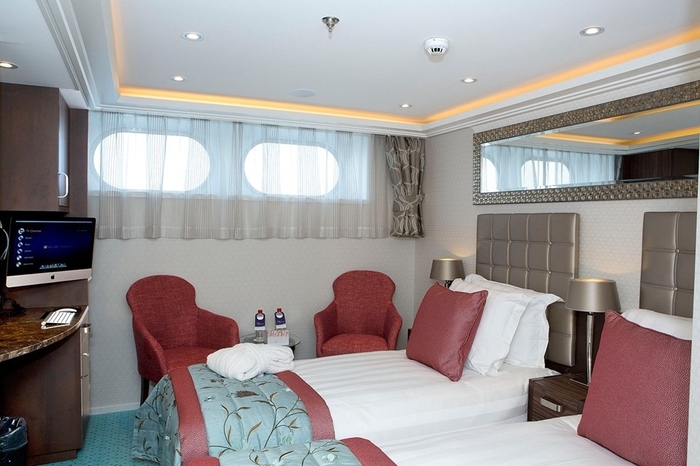 Photo of cabin: Fixed Window