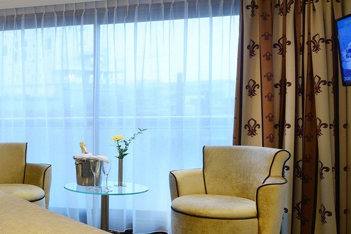 Photo of cabin: Diamond Deck - Superior Stern Suite (Upper)