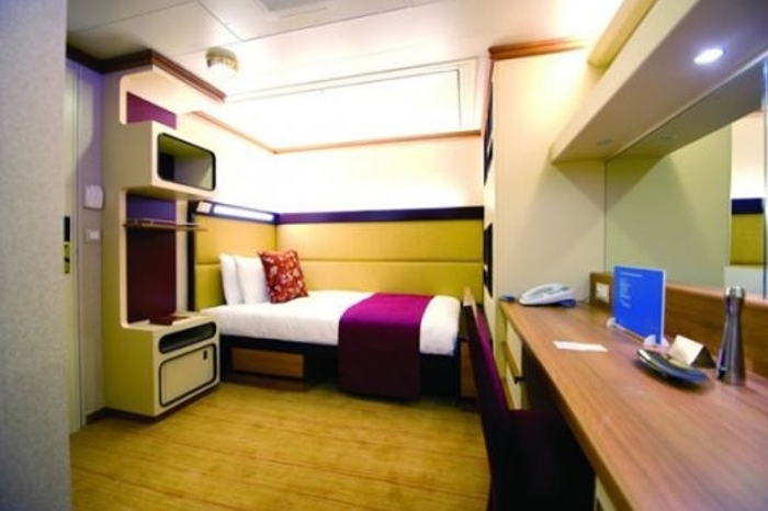 Photo of cabin: Single Inside