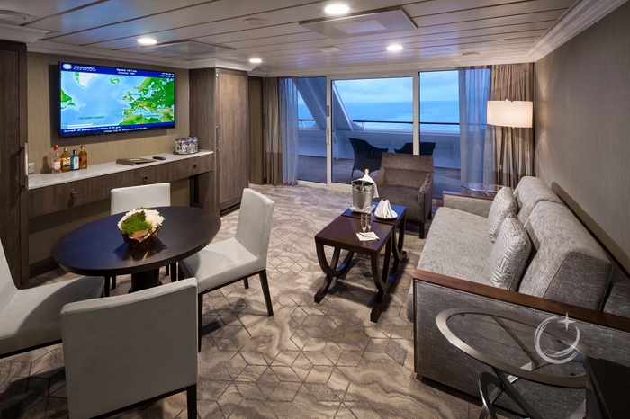 Photo of cabin: Club World Owners Suite