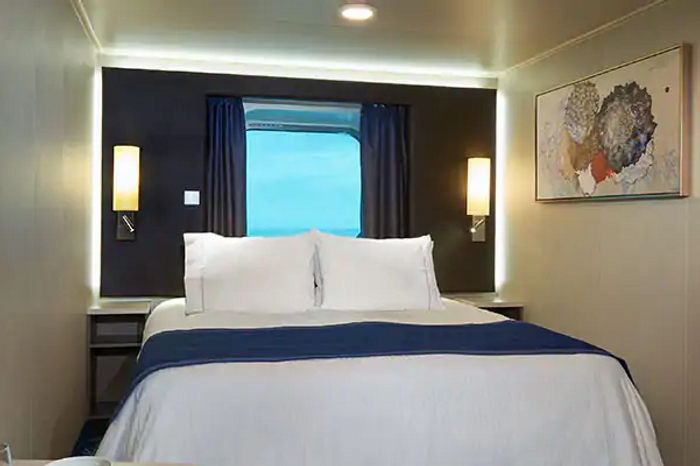 Photo of cabin: Oceanview with Picture Window
