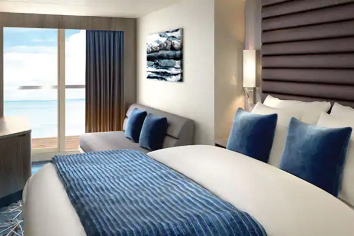 Photo of cabin: Family Club Balcony Suite