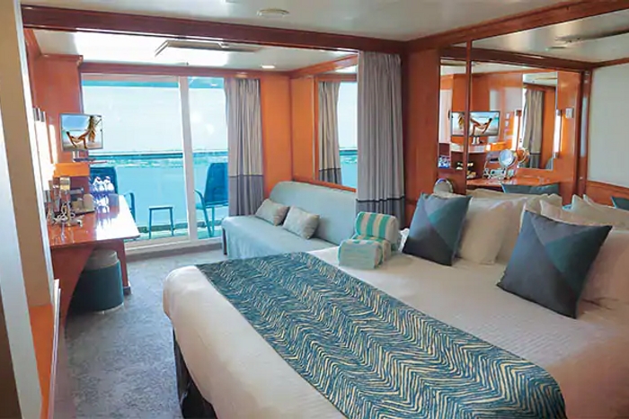 Photo of cabin: Club Balcony Suite
