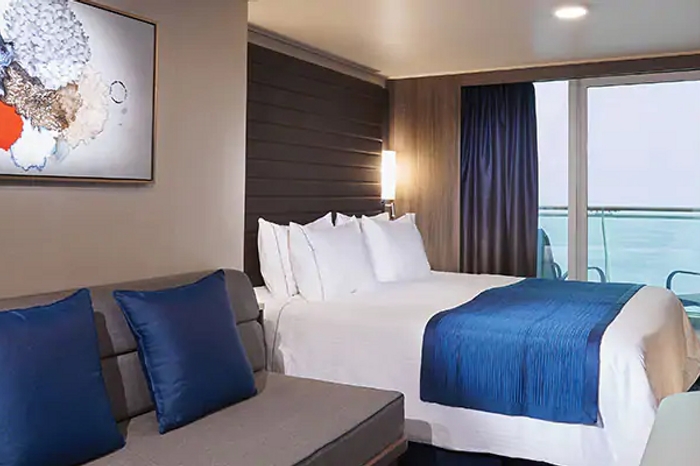 Photo of cabin: Aft-Facing Balcony