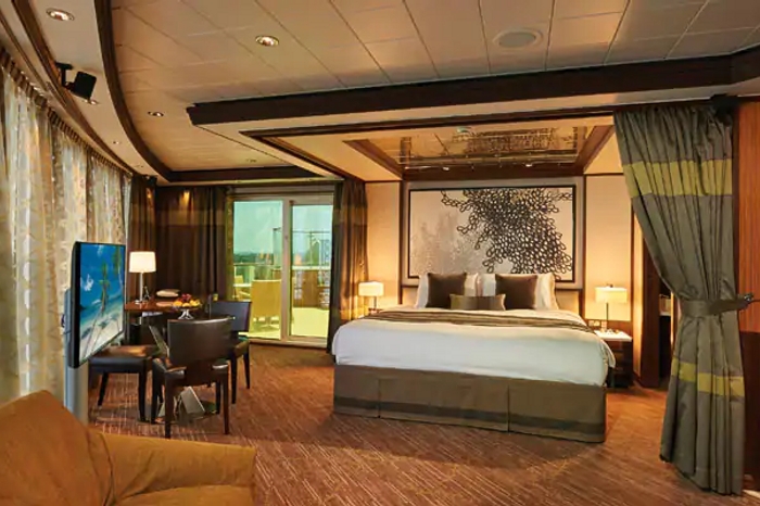 Photo of cabin: The Haven Deluxe Owner's Suite with Large Balcony