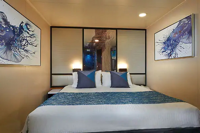 Photo of cabin: Inside