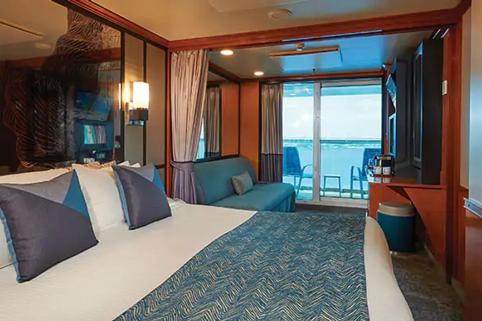 Photo of cabin: Sail Away Club Balcony Suite