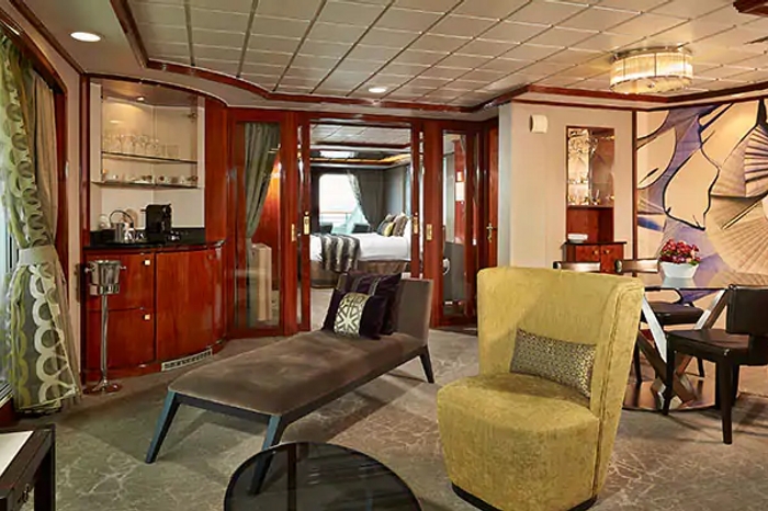 Photo of cabin: Deluxe Owner's Suite with Two Balconies