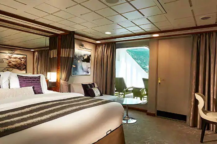 Photo of cabin: Forward-Facing Penthouse with Large Balcony