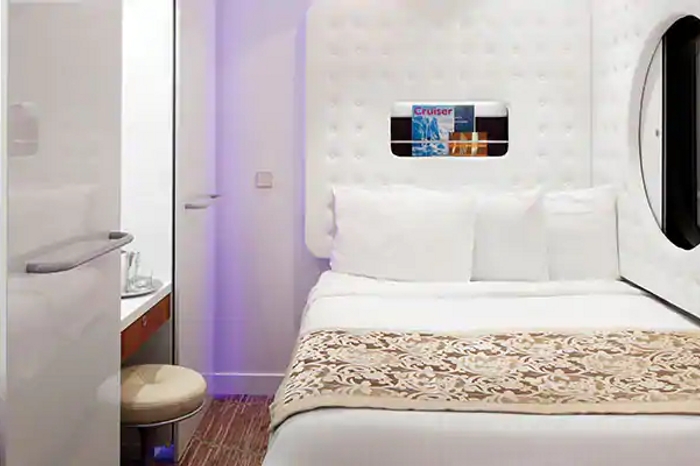 Photo of cabin: Studio Inside