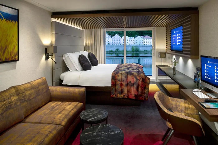 Photo of cabin: Outside Balcony