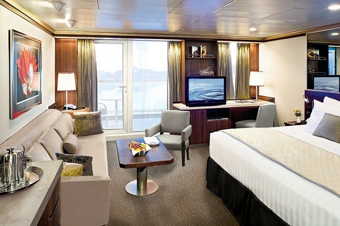 Photo of cabin: Signature Suite