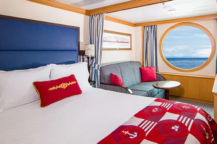 Photo of cabin: Deluxe Oceanview Stateroom