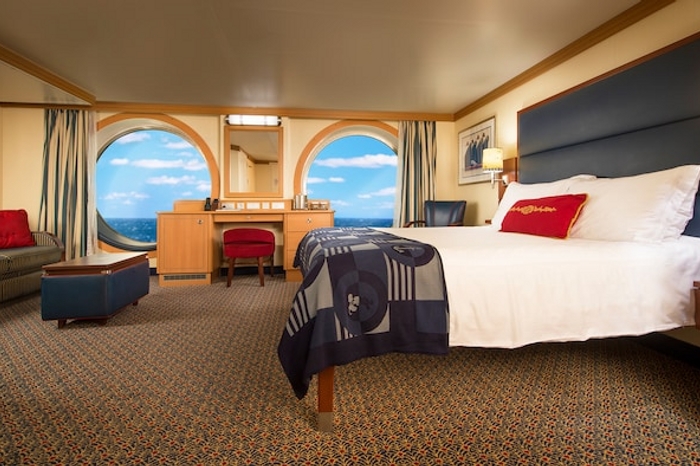 Photo of cabin: Deluxe Family Oceanview Stateroom With Verandah