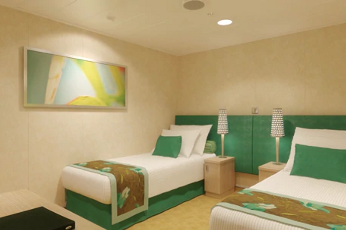 Photo of cabin: Cloud 9 Spa Interior