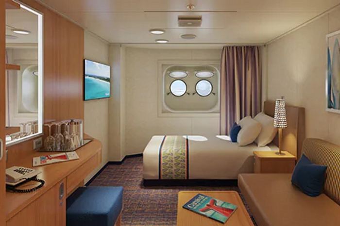 Photo of cabin: Interior Upper/Lower