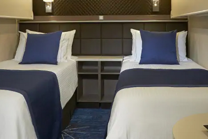 Photo of cabin: Inside