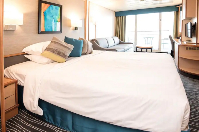 Photo of cabin: Deluxe Balcony Cabin