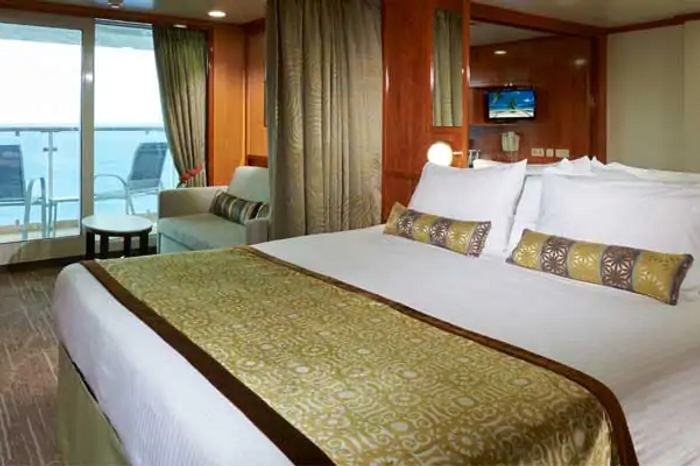 Photo of cabin: Club Balcony Suite