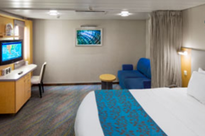 Photo of cabin: Spacious Interior