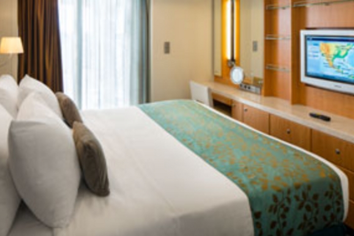 Photo of cabin:  Two Bedroom AquaTheater Suite with Balcony